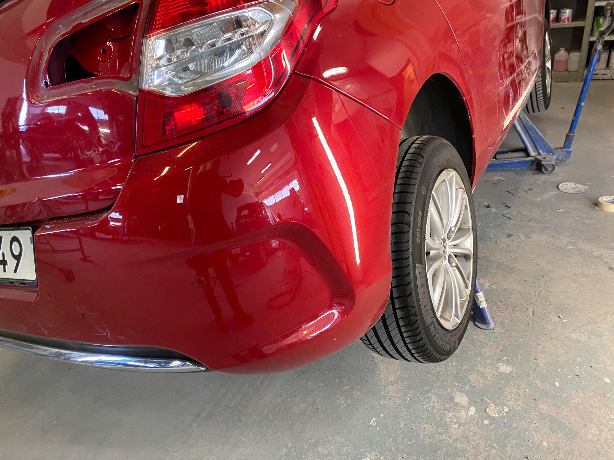 lackskador bil - vi hjälper dig